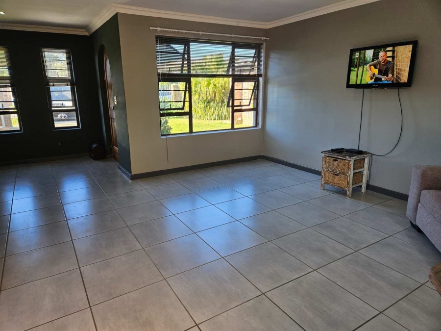 1 Bedroom Property for Sale in Greenshields Park Eastern Cape